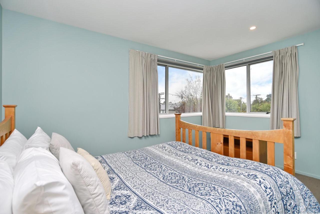 Charlesworth Villa - Christchurch Holiday Homes エクステリア 写真